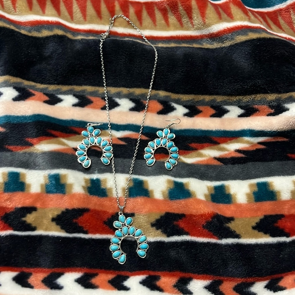 Western Concho earring and necklace set